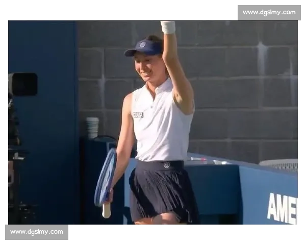 “打不过就跑”？万卓索娃硬刚普利斯科娃：肩伤的痛你不懂